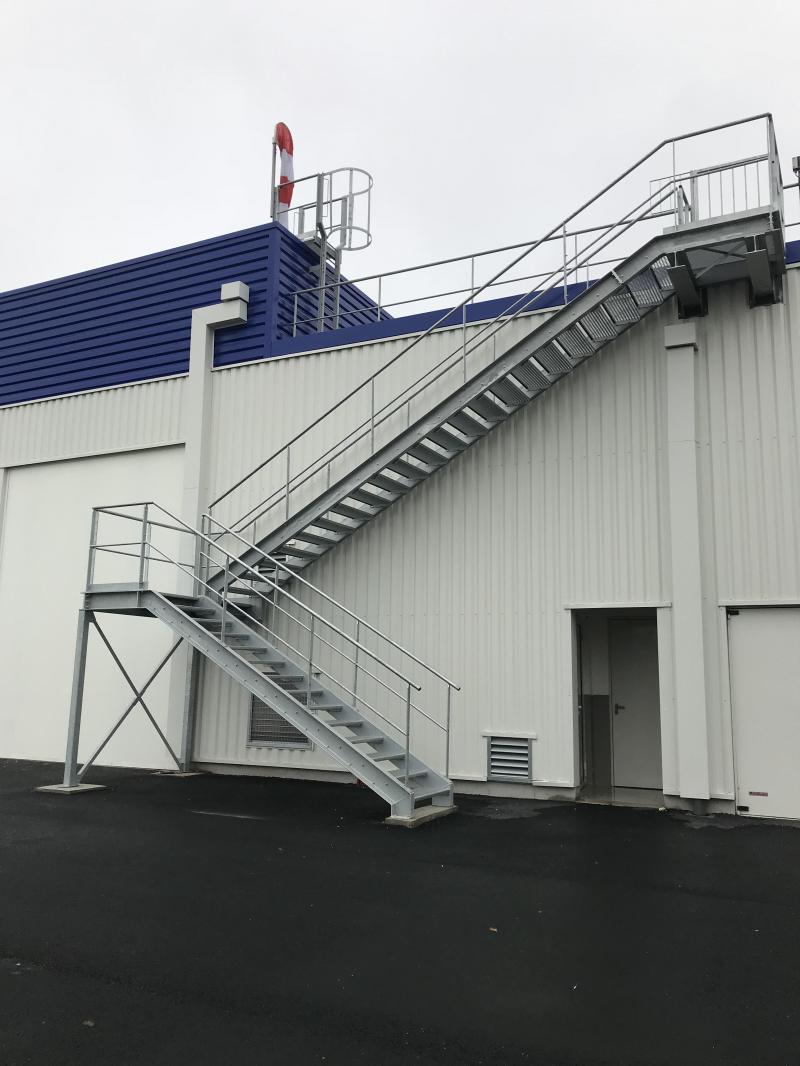ESCALIER D'ACCES TOIT LSDH